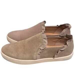 Kate Spade Lilly Ruffle Slip-On Sneakers – Size 7M – Blush Suede – Gently Used